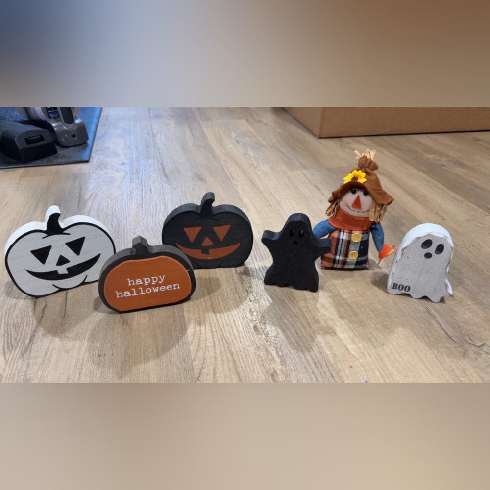 Halloween Decor